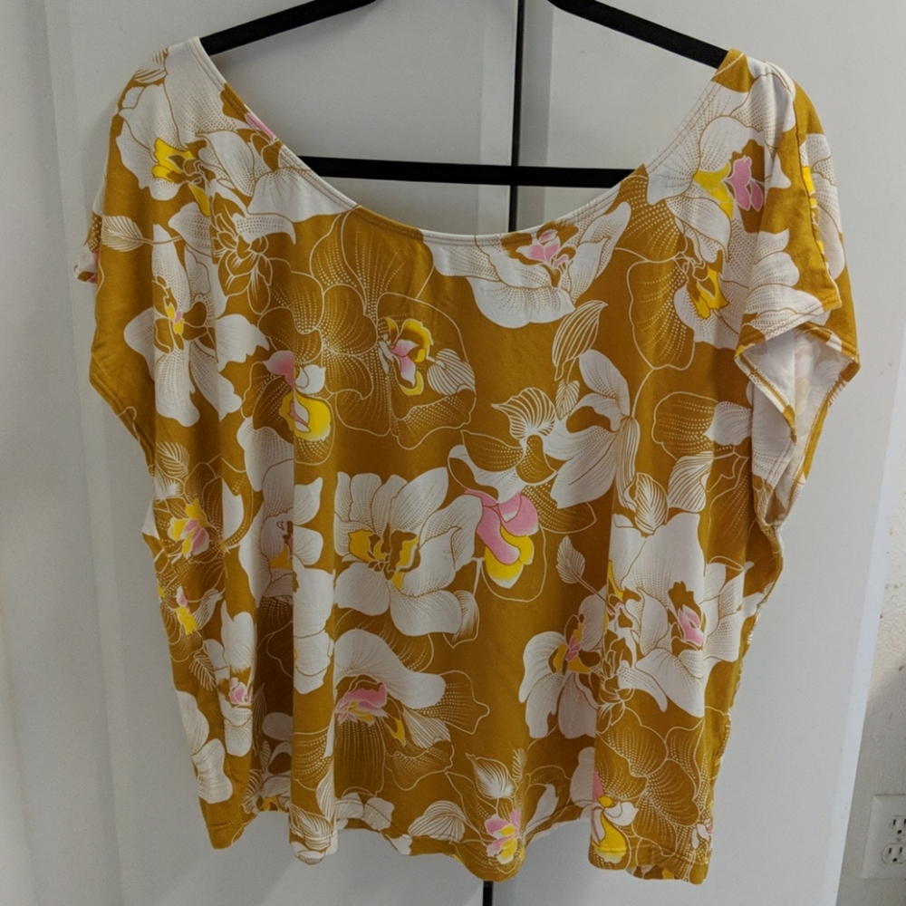 Fighting Eel Top Elena, size medium in Oasis